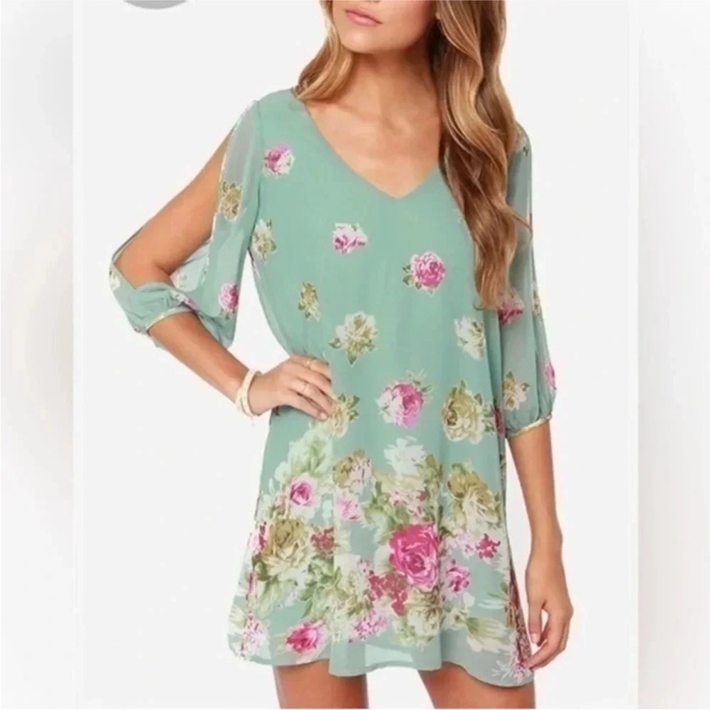 LULUS Exclusive Shifting Dears Sage Green Floral Print Dress Open Sleeves Size M